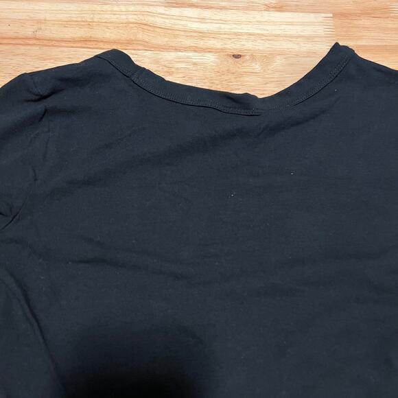 Wild Fable Women's Black Short Sleeve V-Neck Cropped T-Shirt - Size XS - NWT - Picture 5 of 7